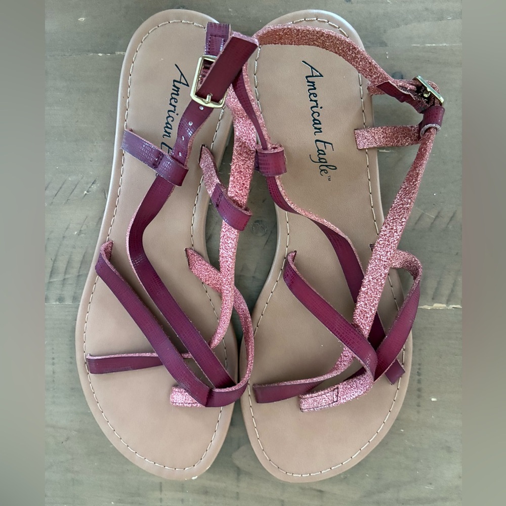 American Eagle Sandals Womens 8 Burgundy Rose Gold Strappy Shoes